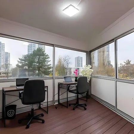 Grand 4 Pieces Espace Bureau A 20 Min Paris Apartamento