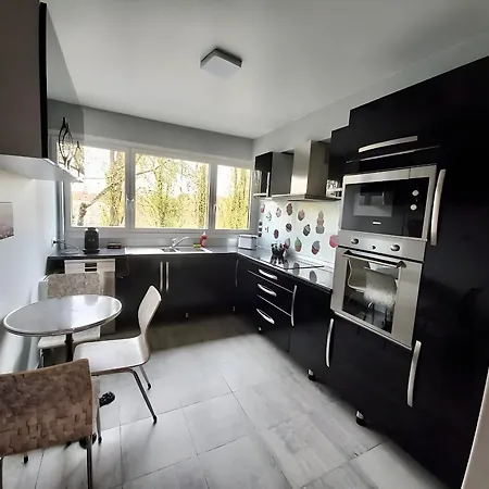Apartament Grand 4 Pieces Espace Bureau A 20 Min Paris *